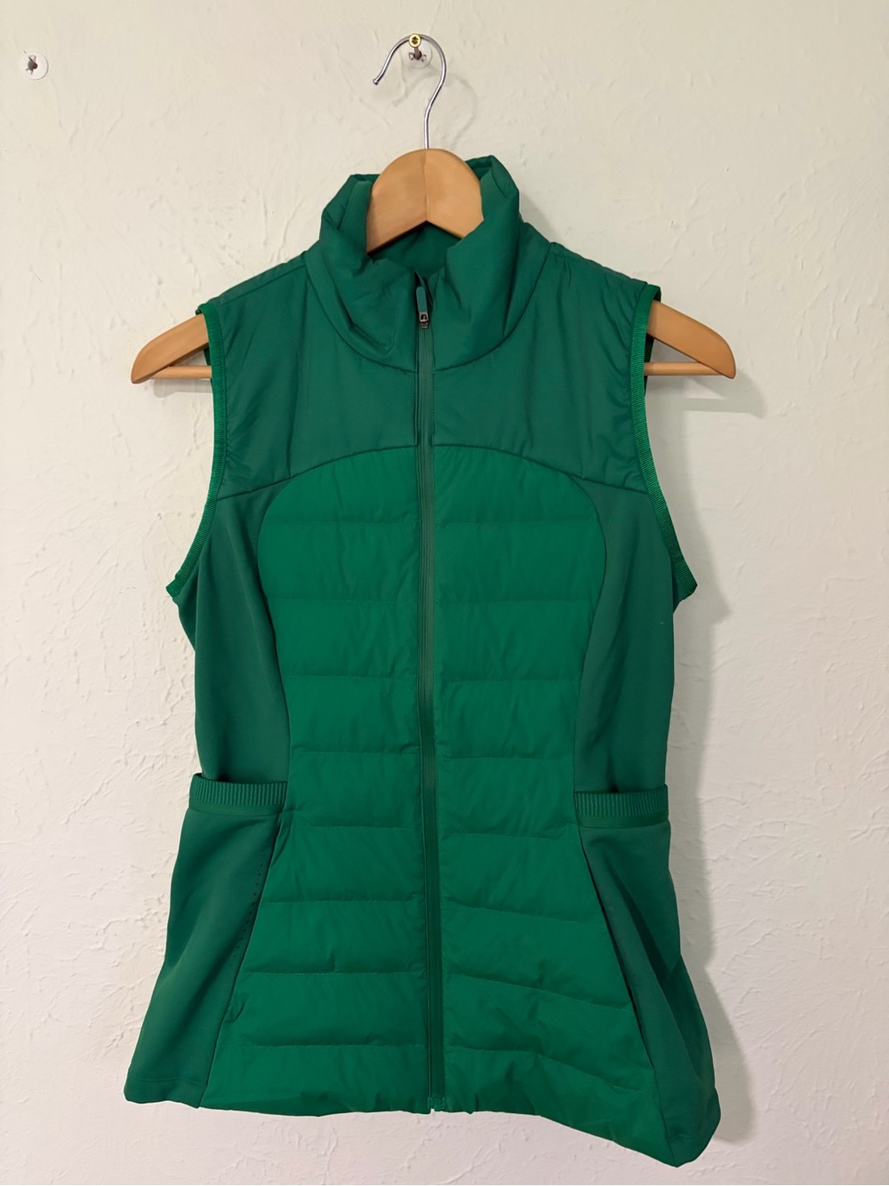 Lululemon Down for It All Vest Women's Size 6